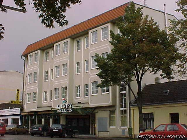 Stadthotel Deutsch Wagram Exterior foto